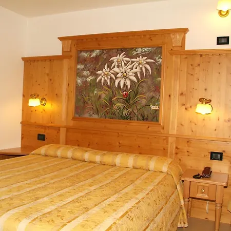 Erika Hotel Madonna