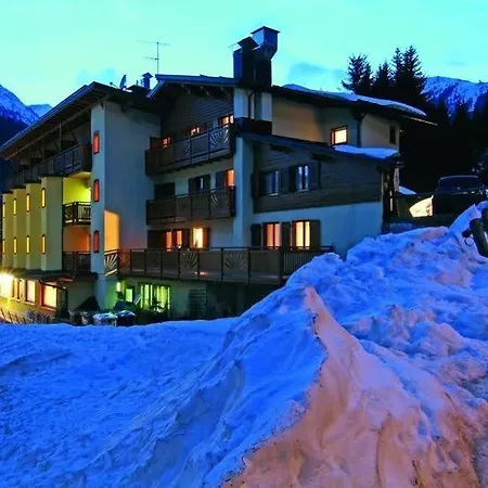 Erika Hotel 3*