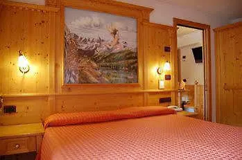 Hotel Erika 3*
