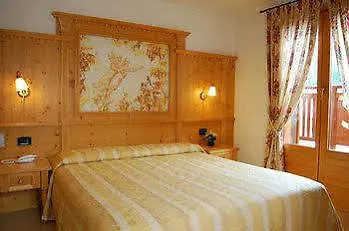 Hotel Erika Madonna